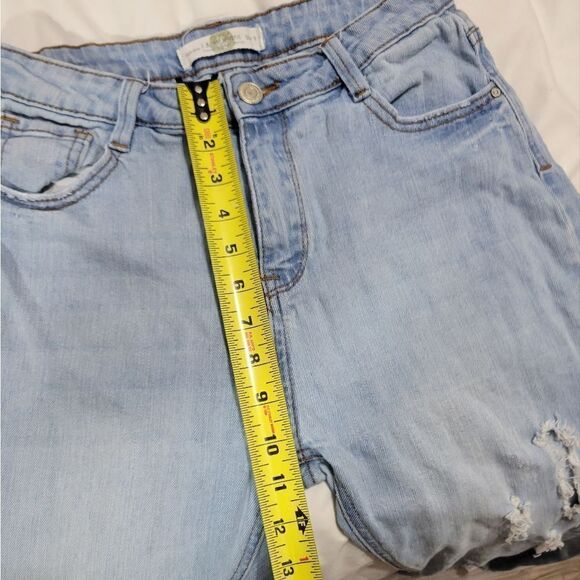 I&M cropped high waisted frayed jeans - Picture 7 of 12